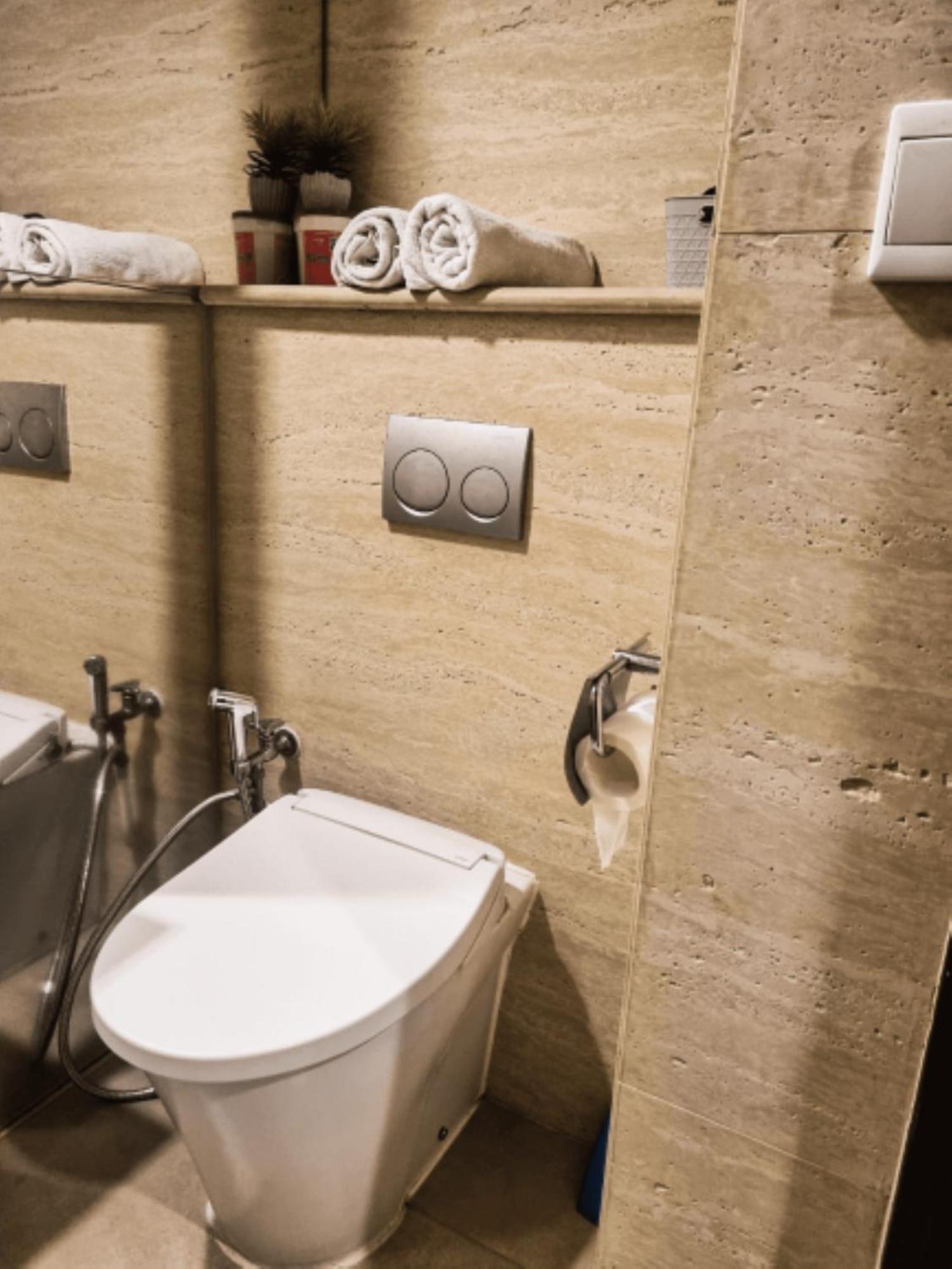 Apartemen Uttara The Icon 요그야카르타 외부 사진